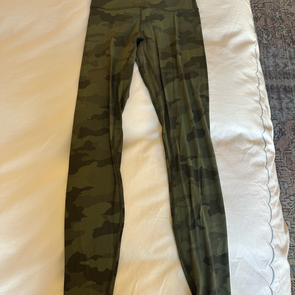 LuluLemon Camo Leggins